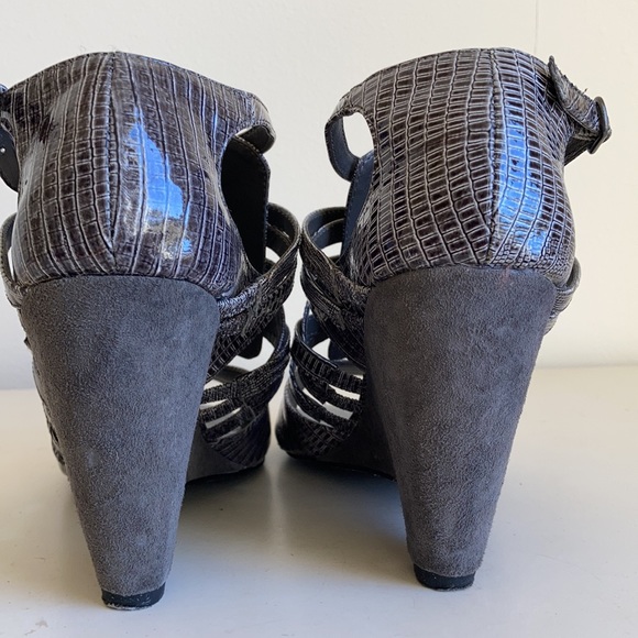 Steve Madden croc print wedge peep toe strappy sandals shoes - Picture 4 of 9